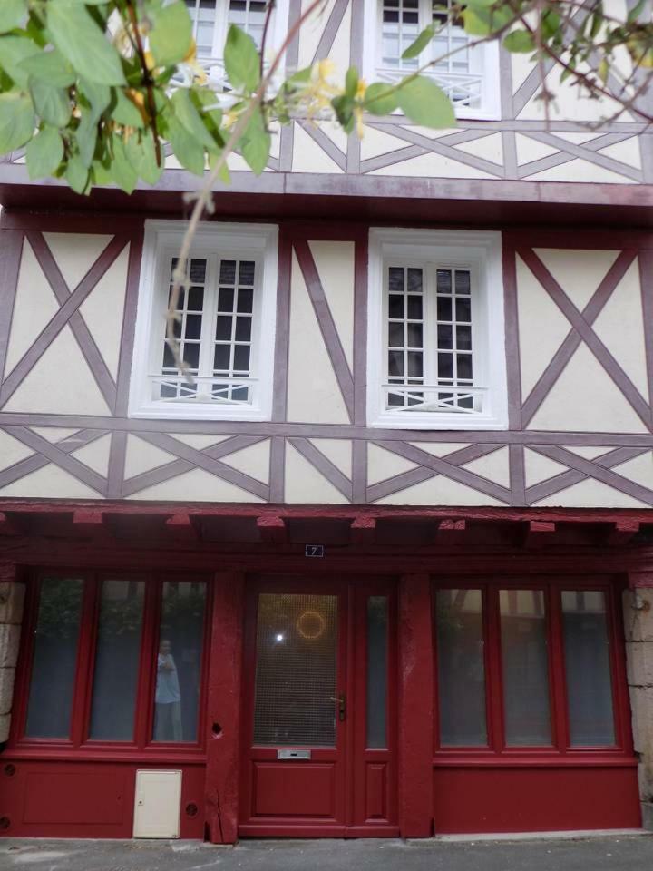 Charmant Studio A Colombages Morlaix Exterior foto